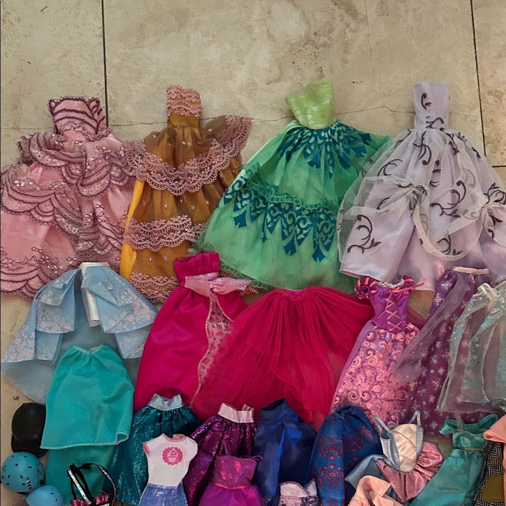 Barbie Doll Dress Set with Pink, Blue, and Purple - Picture 2 of 7